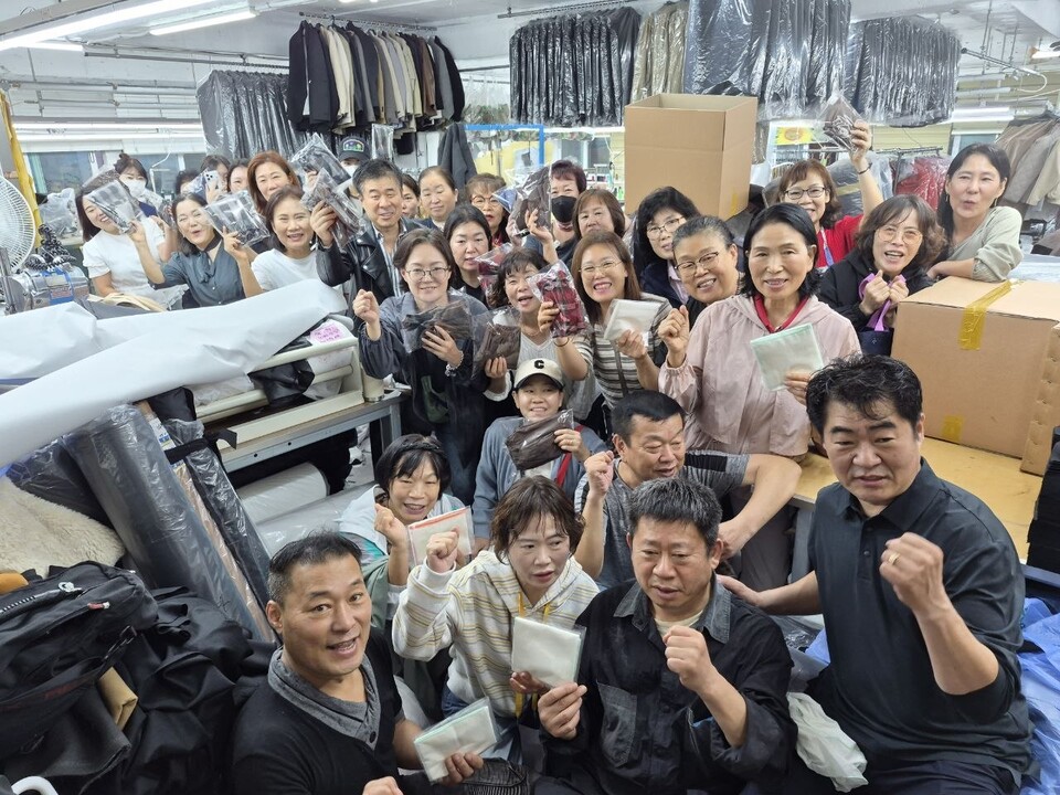 봉제인들의 따뜻한 바느질, 이주노동자들에게 희망을 전하다